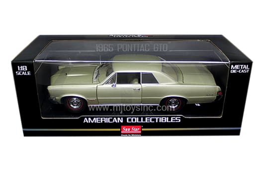 SUNSTAR 1:18 1965 PONTIAC GTO - M & J Toys Inc. Die-Cast