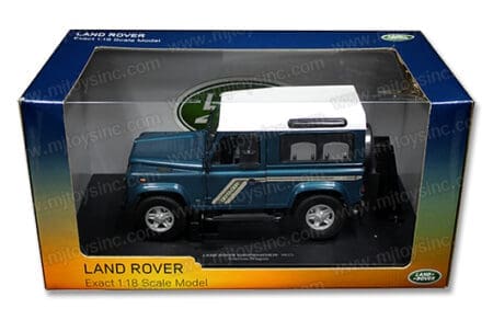 UNIVERSAL HOBBIES 1:18 LAND ROVER DEFENDER 90 STATION WAGON