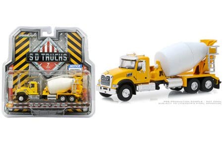 Greenlight 1:64 SD Trucks Series 6 - 2019 Mack Granite Cement Truck 6" (yellow)