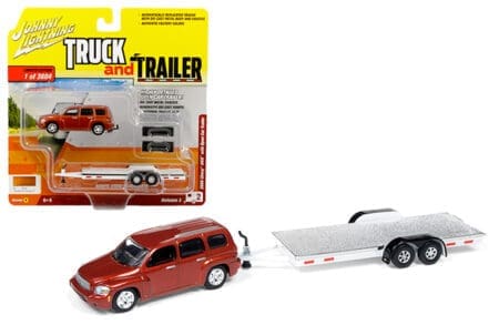 Johnny Lightning 1:64 Truck and Trailer - Version B- 2018 Chevrolet HHR BL W/ open Trailer (Orange)