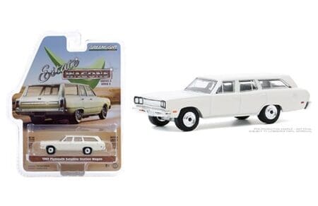 Greenlight 1:64 Estate Wagons Series 5 - 1969 Plymouth Satellite Station Wagon (Alpine White)
