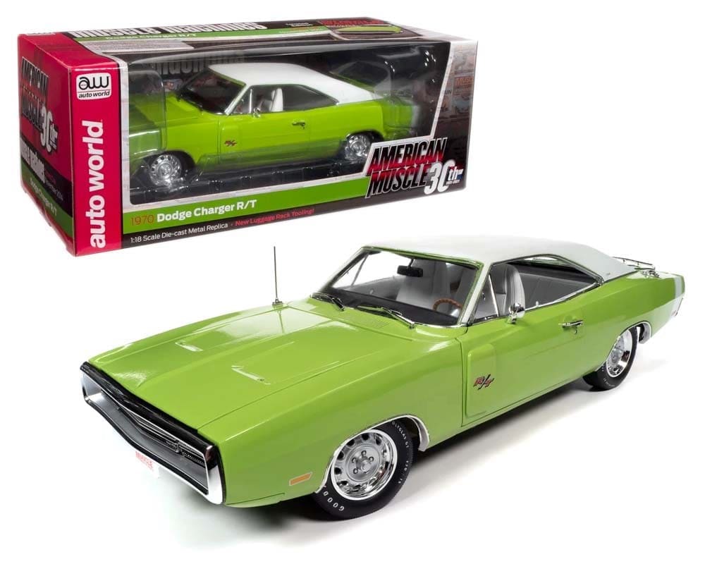AMERICAN MUSCLE 1/18 1970 ダッジ チャージャー R/T Auto World 1:18 1970 Dodge Charger R/T Green with White Top