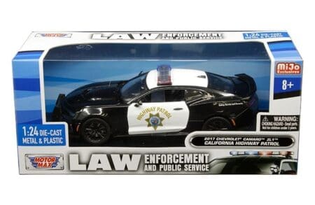Motormax 1:24 W/B - Law Enforcement and Public Service - 2017 Chevrolet Camaro ZL1 - California Highway Patrol (CHP) (Black/White) - MiJo Exclusives