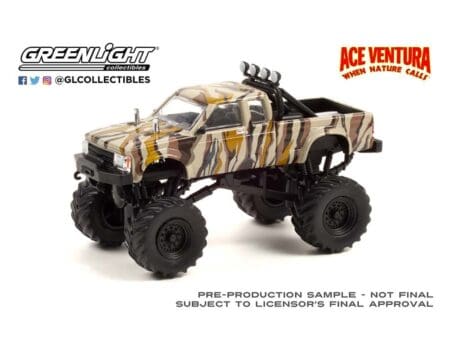 reenlight 1:64 Hollywood Series 32 - Ace Ventura: When Nature Calls (1995) - 1989 Chevrolet S-10 Extended Cab Monster Truck