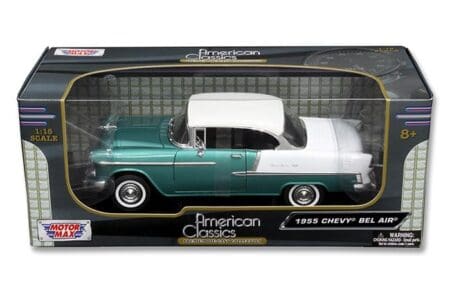 Motormax 1:18 Timeless Classics - 1957 Chevy Bel Air Hard Top Green