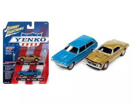Johnny Lightning 1:64 2 Pack -Chevy 1967 camaro- 1972 Vega Stinger Wagon