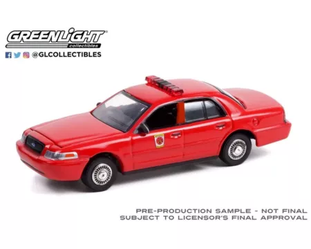 Greenlight 1:64 Fire Rescue Series 2 - 2001 Ford Crown Victoria Interceptor (Red) - Baltimore City, Maryland Fire Department