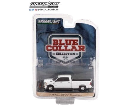 Greenlight 1:64 Blue Collar Collection Series 10 - 2019 Ram 2500 Tradesman