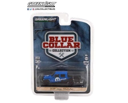 Greenlight 1:64 Blue Collar Collection Series 10 - 2021 Jeep Gladiator MOPAR