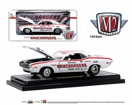 M2 Machines 1:24 1971 Dodge Challenger R/T HEMI - Auto-Machines