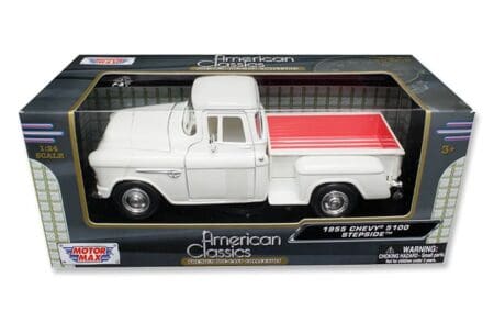 Motormax 1:24 1955 Chevrolet Step side Truck - American Classics