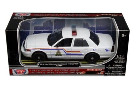 Motormax 1:24 2010 Ford Crown Victoria Police Interceptor RCMP