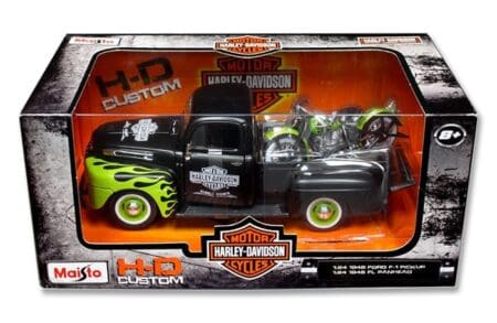 Maisto 1:24 1948 Ford F1 & FL Panhead - Harley Davidson
