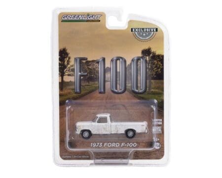 Greenlight 1:64 1973 Ford F-100 - White with Dirt
