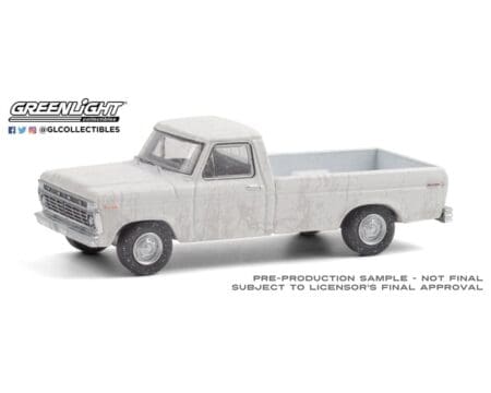 Greenlight 1:64 1973 Ford F-100 - White with Dirt - Image 2