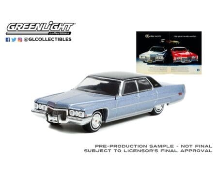 Greenlight 1:64 1972 Cadillac DeVille Sedan - Vintage Ad Cars Series 7 - Image 2