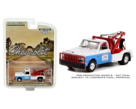 Greenlight 1:64 1969 Chevrolet C-30 Dually Wrecker - Hazzard County Garage - Hobby Exclusive