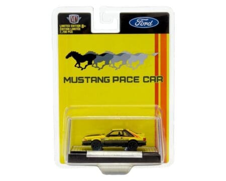 M2 Machines 1:64 1987 Ford Mustang GT Custom - Hobby Exclusive - Auto-Thentics