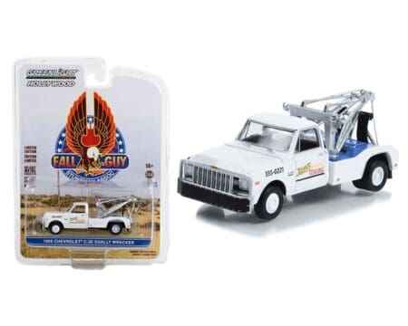Greenlight 1:64 Fall Guy Stuntman Association - 1969 Chevrolet C-30 Dually Wrecker - Jerry’s Towing - Hollywood Special Edition