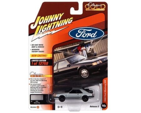 Johnny Lightning 1:64 1986 Ford Mustang SVO (Silver) - Classic Gold 2022 Release 2 Version B