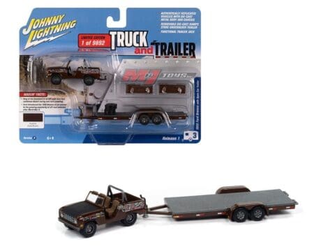Johnny Lightning 1:64 1966 Ford Bronco with Open Car Trailer (Dark Brown) - Truck and Trailer Release 1 Version B