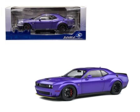 Solido 1:18 Dodge Challenger R/T Scat Pack Widebody - Purple
