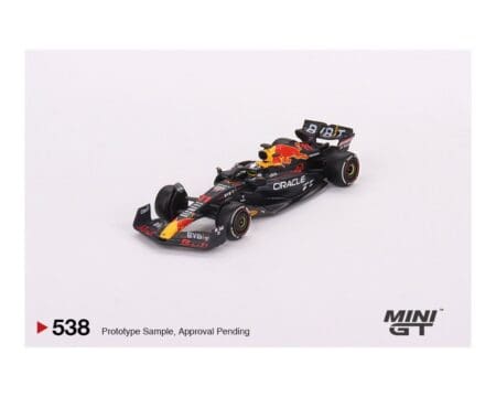 Mini GT 1:64 F1 Oracle Red Bull Racing RB18 #11 Sergio Pérez  2022 Abu Dhabi Grand Prix 3rd Place - Image 2