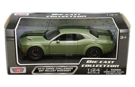 Motormax 1:24 2018 Dodge Challenger SRT Hellcat Widebody - Green - Timeless Legends - MiJo Exclusives