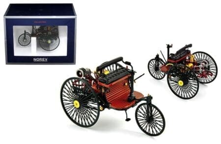 Norev 1:18 1886 Benz Patent-Motorwagen - Green