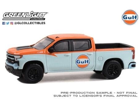 Greenlight 1:64 Gulf Oil Special Edition Series 2 - 2023 Chevrolet Silverado 1500 Z71 Trail Boss - Blue