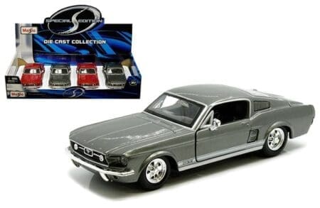 Maisto 1:24 1967 Ford Mustang – Special Edition – Display Tray Set of 4