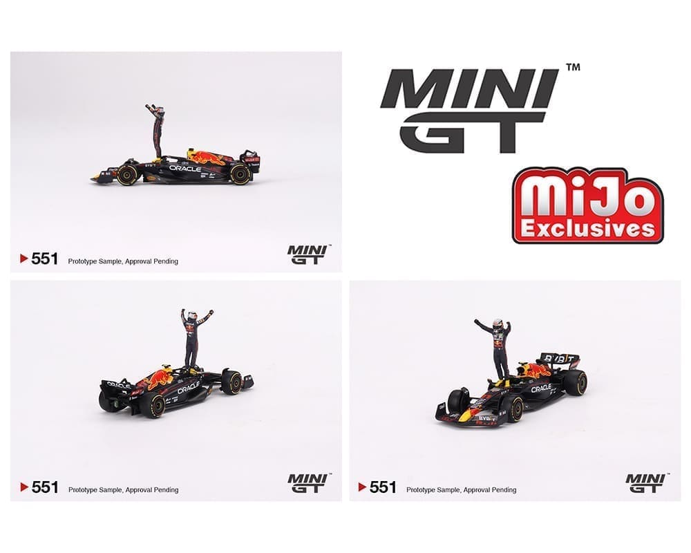 Mini GT 1:64 Oracle Red Bull Racing RB18 #11 Sergio Pérez 2022