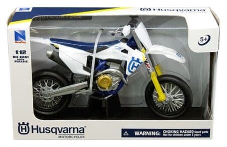 New Ray 1:12 Husqvarna FS450 - Motorcycles