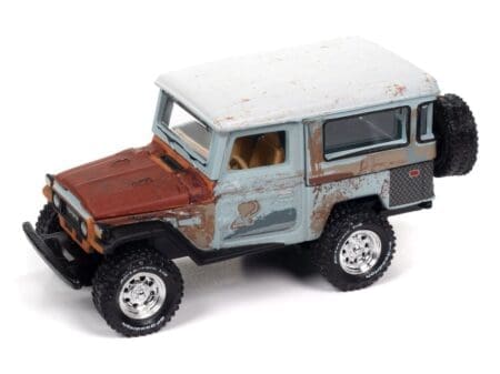 Johnny Lightning 1:64 1980 Toyota land Cruiser Weathered Patina Limited 4,800 pcs - Mijo Exclusives - Image 2