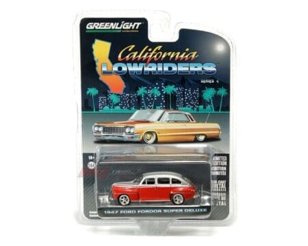 Greenlight 1:64 California Lowriders Series 4 - 1947 Ford Fordor Super Deluxe - Silver/Red