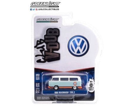 Greenlight 1:64 Club V-Dub Series 17 - 1968 Volkswagen Type 2 Gulf - Blue