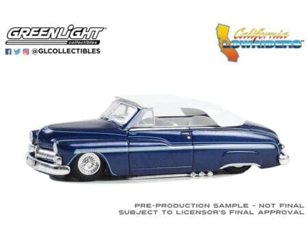 Greenlight 1:64 California Lowriders Series 4 - 1950 Mercury Eight Chopped Top Convertible - Blue - Image 2