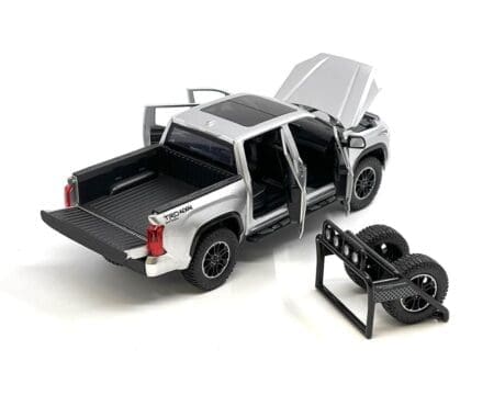 MiJo Exclusives 1:24 2023 Toyota Tundra - Silver - Image 3