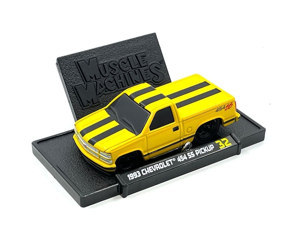 Muscle Machines 1:64 1993 Chevrolet 454 SS Pickup Truck