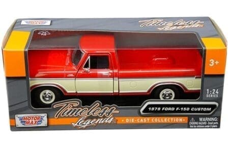 Motormax 1:24 1979 Ford F-150 Custom - Red/Cream Two-Tone - Timeless Legends