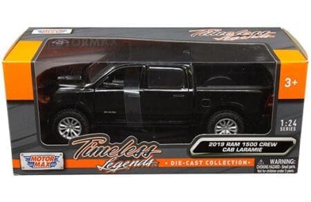 Motormax 1:27 2019 Ram 1500 Crew Cab Laramie - Timeless Legends