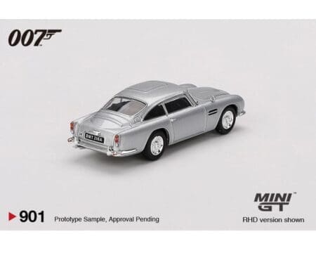 Mini GT 1:64 Aston Martin DB5 James Bond 007 Thunderball - French Packaging - Limited Edition - Image 2