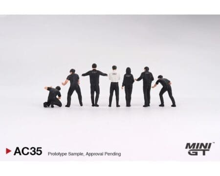 Mini GT 1:64 Metal Figurine Nismo Technician Team Figures Set - Image 2