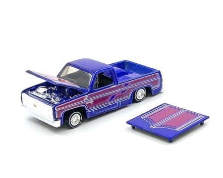 Maisto 1:64 1987 Chevrolet 1500 Lowriders - Metallic Blue - Design Lowriders - MiJo Exclusives Limited Edition 3,600 Pieces - Image 4