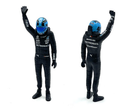 Bburago 1:24 Race F1 Mercedes-AMG W14 E Performance #63 George Russell with Standing Figure - Image 3