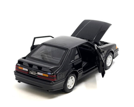 Maisto 1:24 Ford Mustang SVT Cobra 1993 - Black - Special Edition - Mijo Exclusives - Image 3