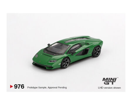 (Preorder) Mini GT 1:64 Lamborghini Countach LPI 800-4 Verde Medio - Image 2