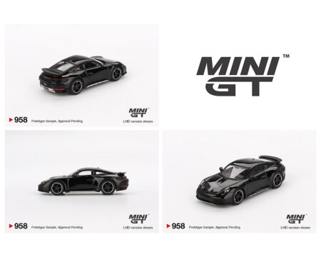 (Preorder) Mini GT 1:64 Porsche 911 Dakar - Black