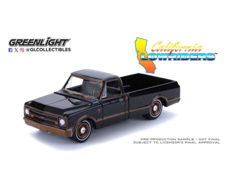 (Preorder) Greenlight 1:64 California Lowriders Series 7 1972 Chevrolet C10 - California Lowriders