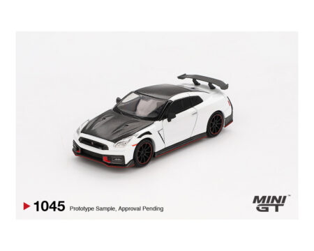 (Preorder) Mini GT 1:64 Nissan GT-R Nismo 2024 - Brilliant White Pearl - Image 2